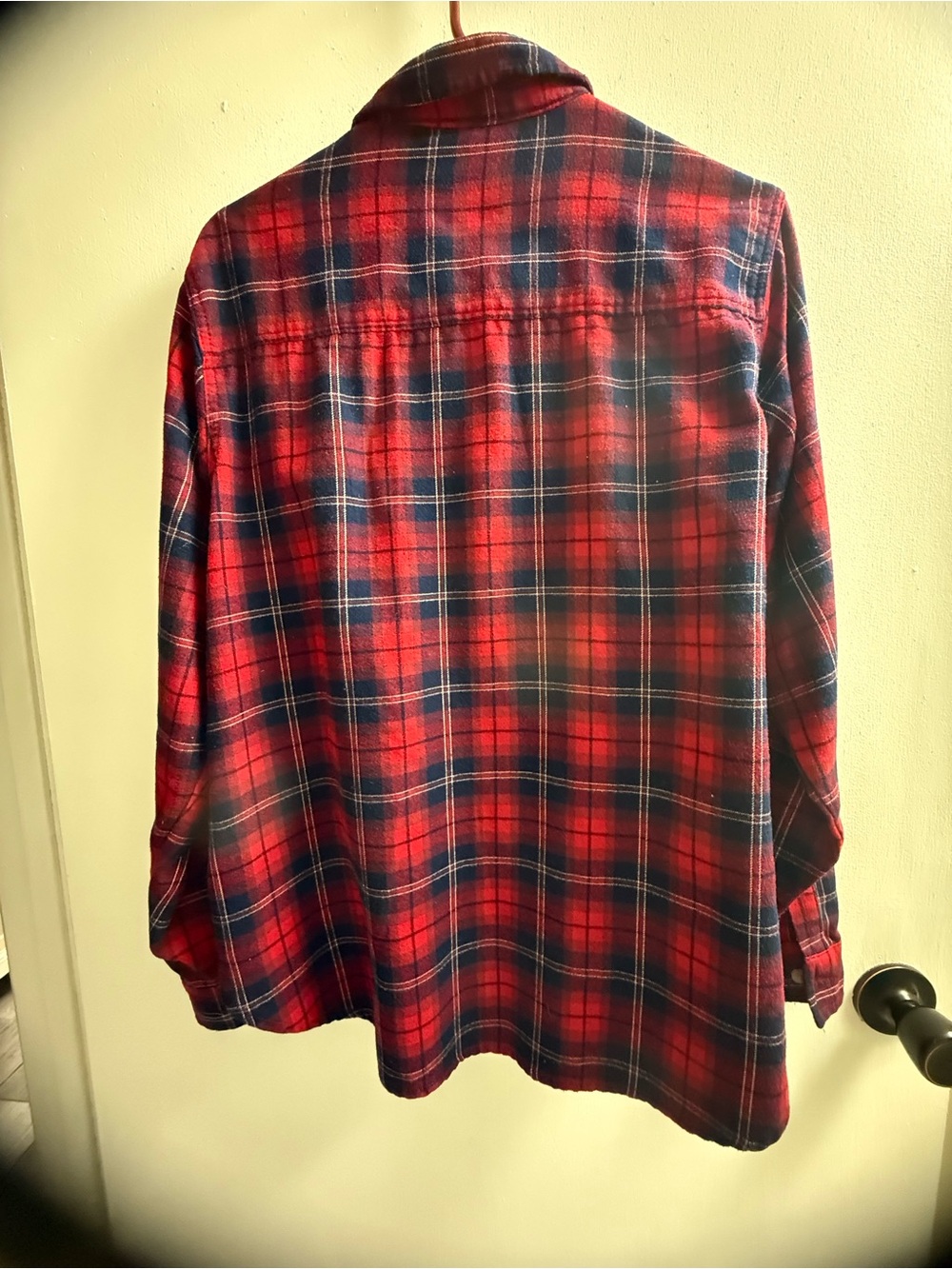 JACHS Girlfriend Red and Navy Plaid Button-Down Shirt - Picture 10 of 11